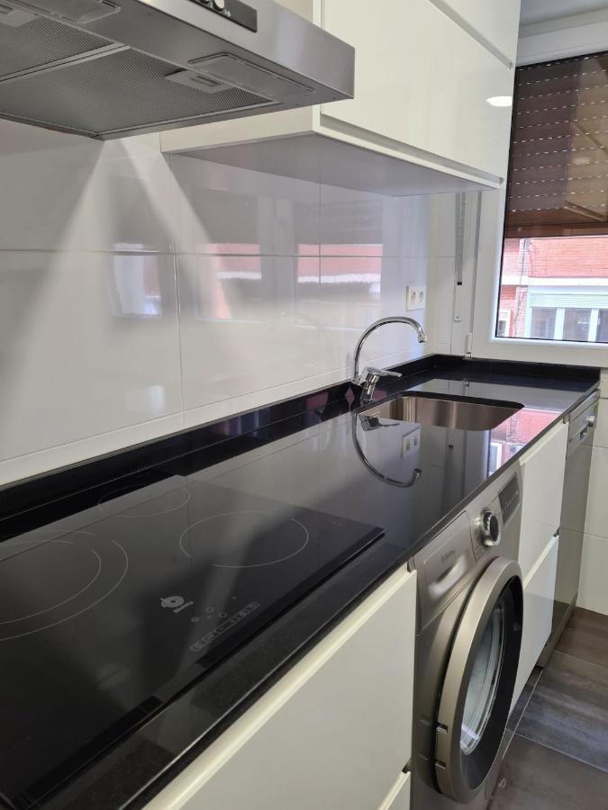124A Apartamento moderno 3 habitaciones Gijón Exterior foto